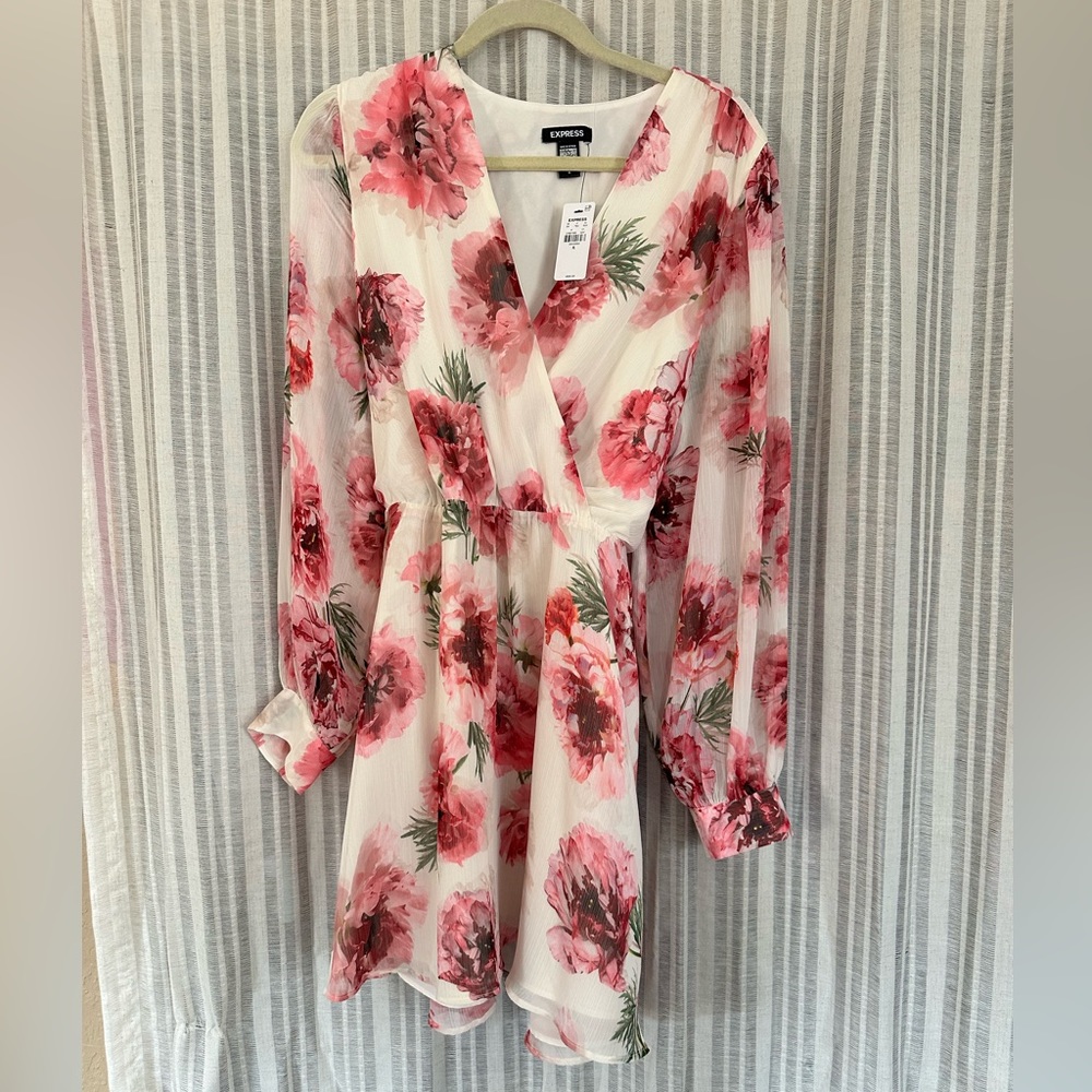Very pretty floral dress